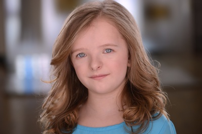 米莉·夏普洛的写真