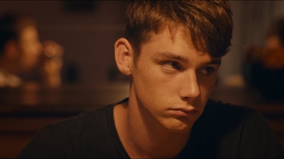 尼古拉斯·鲍文斯的写真-法国同影乔纳斯