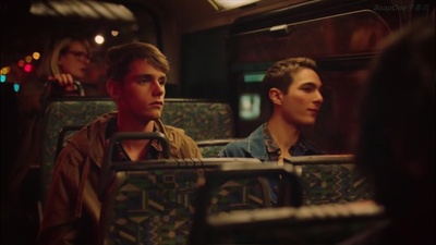 尼古拉斯·鲍文斯的写真-法国同影乔纳斯