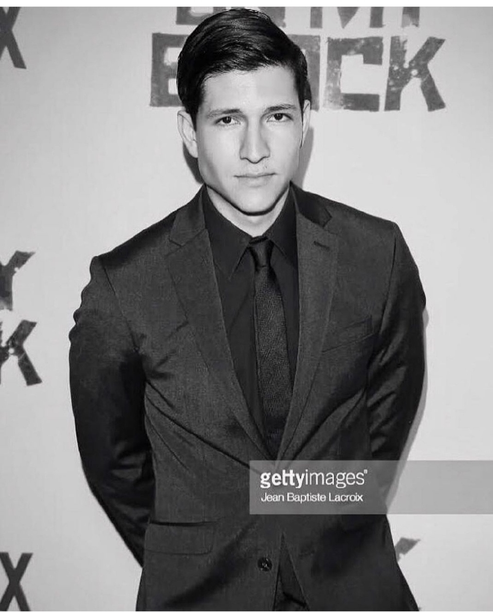 丹尼·拉米雷斯的写真