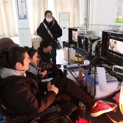 杨龙的写真-杨龙在片场