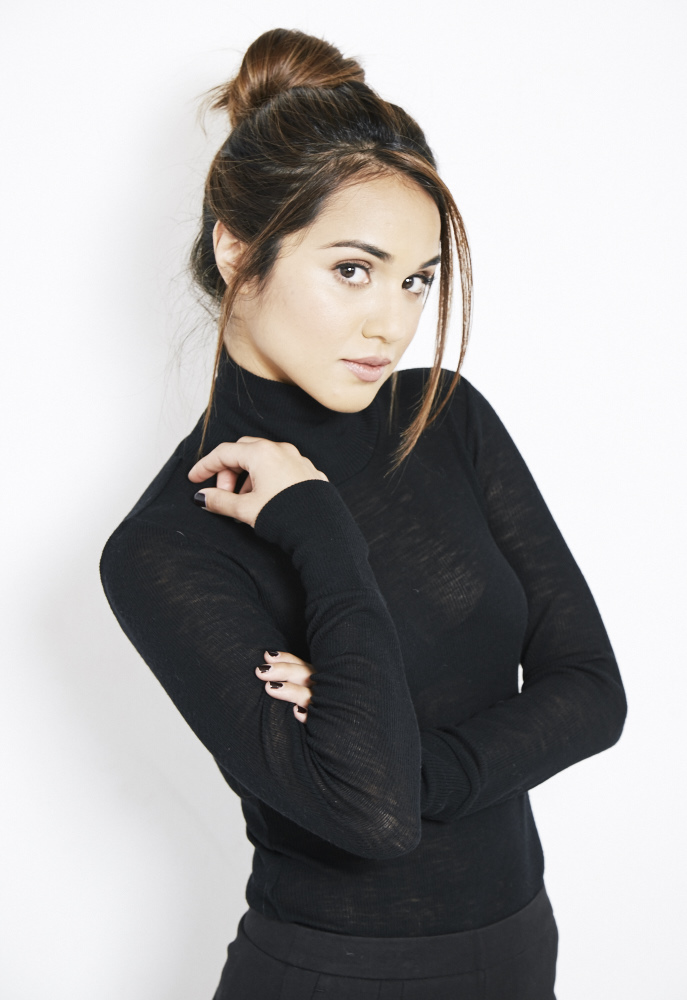 莎莫·比施尔的写真-来张不崩的照片