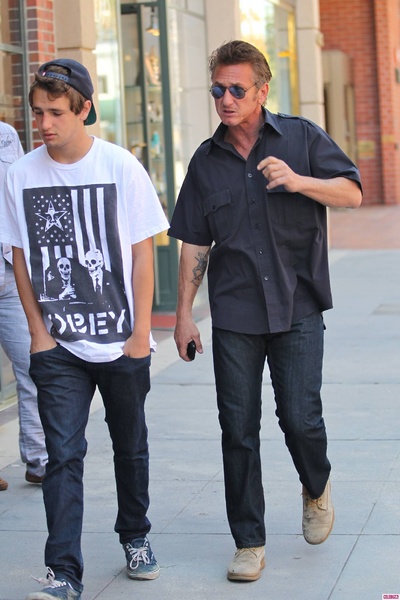 霍珀·潘的写真