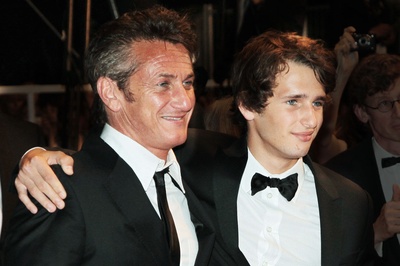 霍珀·潘的写真-父子