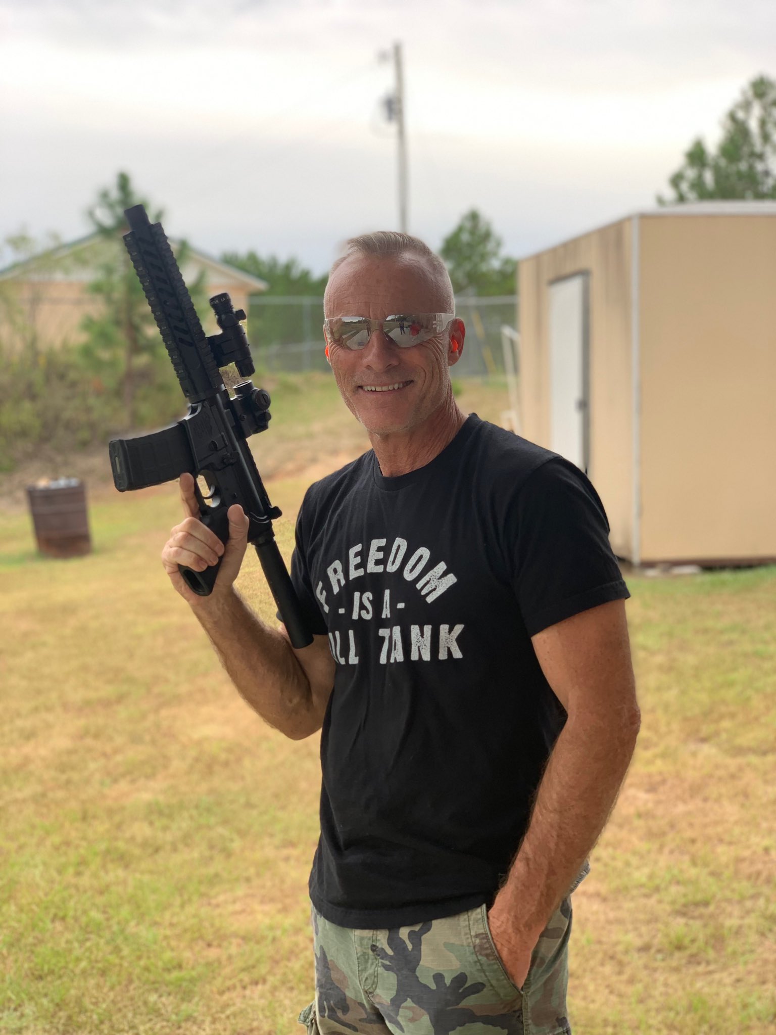 蒂莫西·V·墨菲的写真