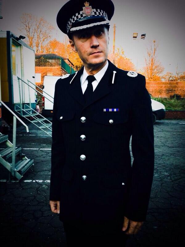 亚德里安·埃德蒙松的写真