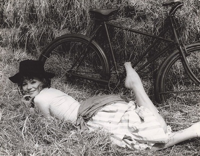 伊琳娜·德米克的写真