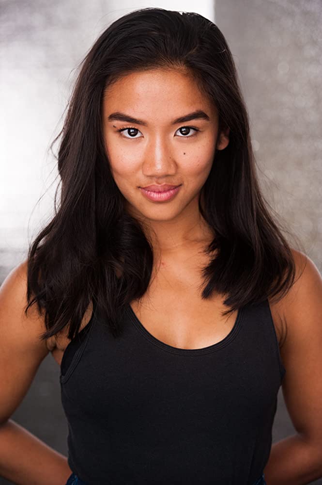 萨维拉·温蒂亚尼的写真