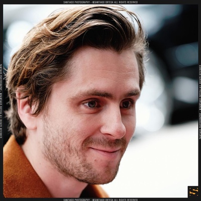 斯瓦利尔·古德纳松的写真