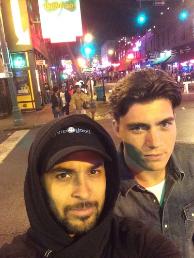 赞恩·霍尔茨的写真