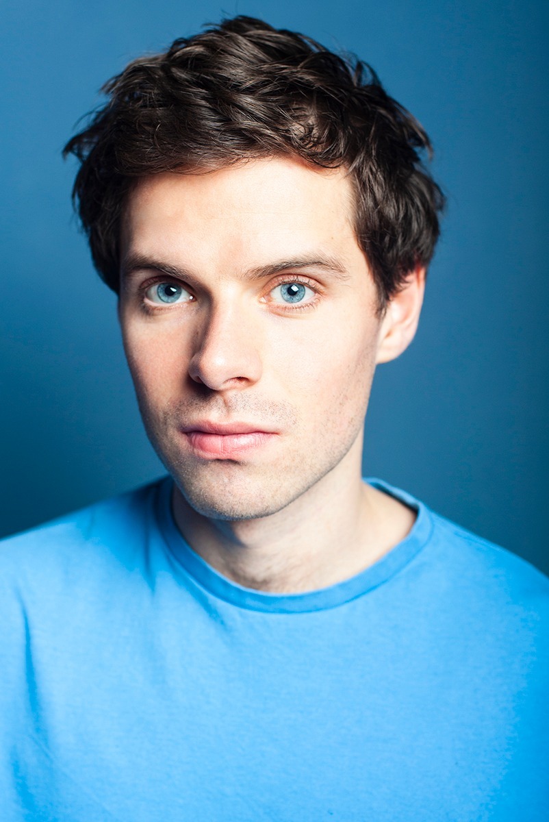 菲利普·阿杰耶夫的写真