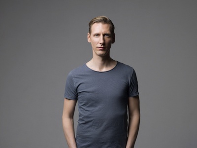 佩卡·斯特朗的写真