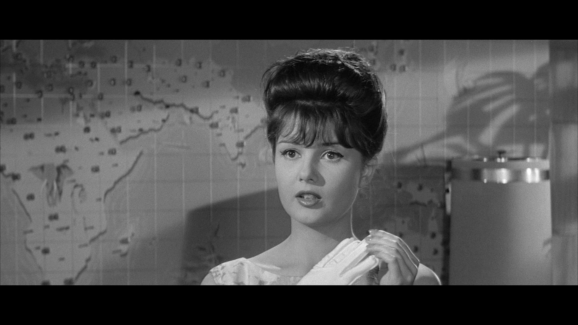 帕梅拉·蒂芬的写真-《玉女风流》里的，太...