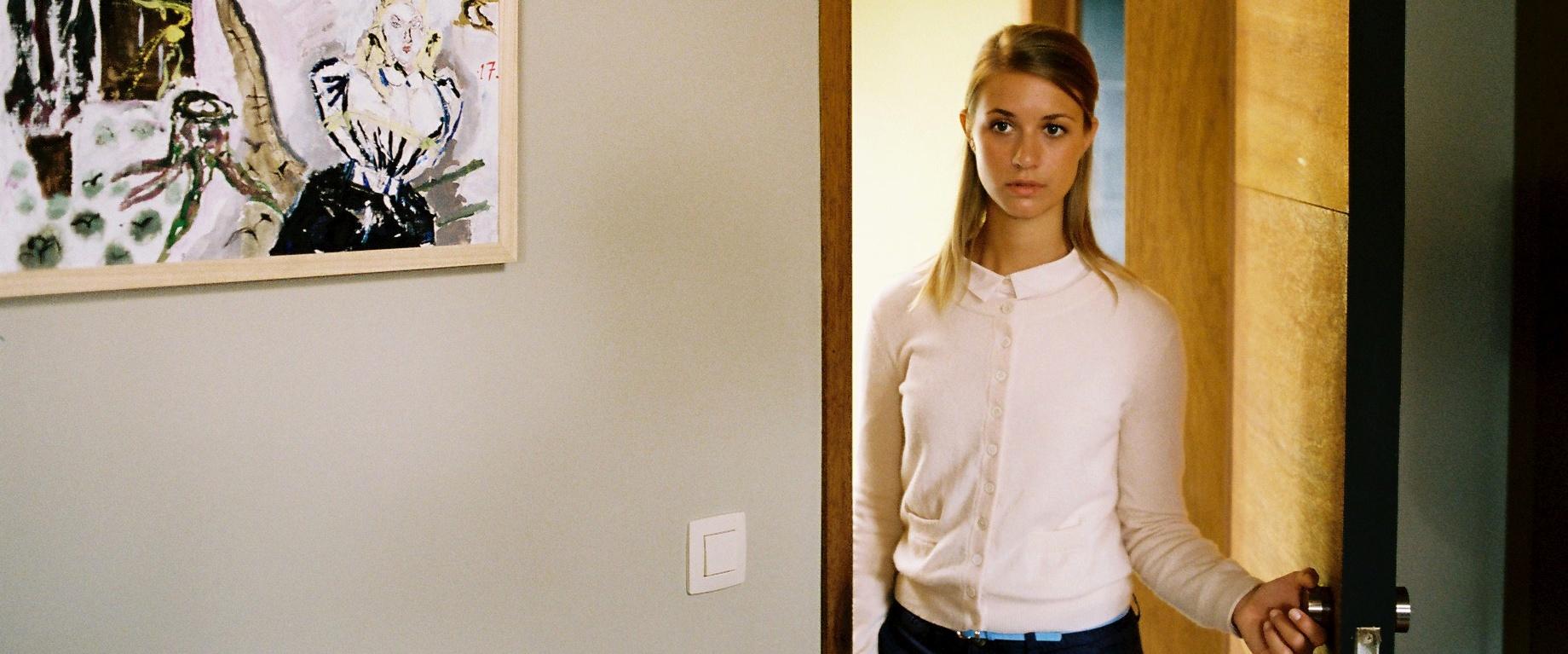 莎拉·约尔特·蒂特莱芙瑟的写真-影片Borgman剧照