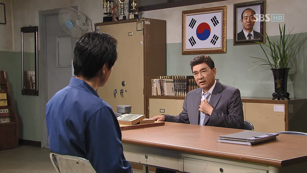 李德华 的写真-平 行 世 界