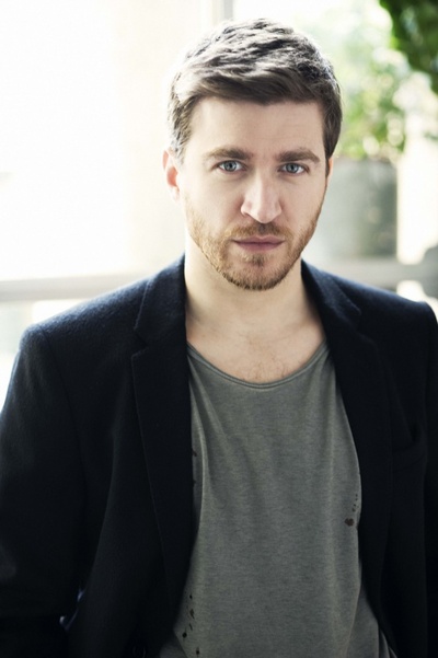 亚历山德罗·罗亚的写真