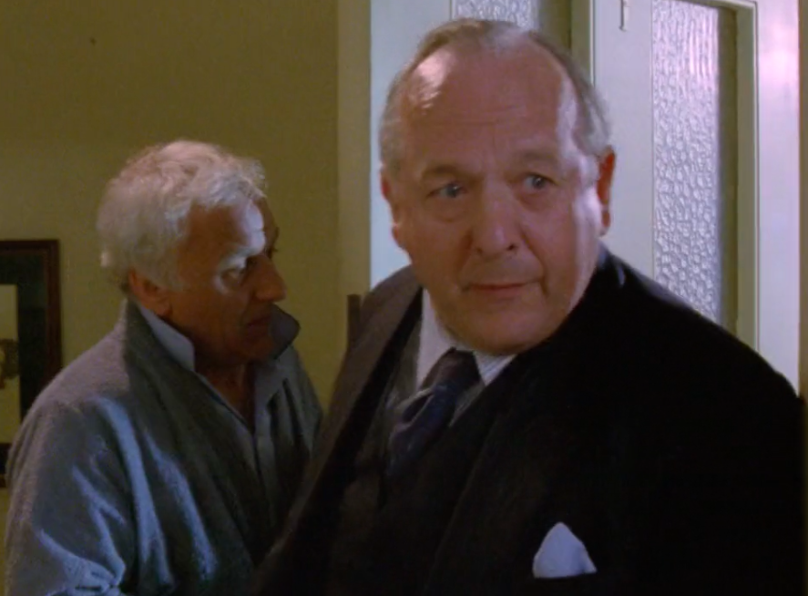 詹姆斯·格劳特的写真-《摩斯探长》 Strange...