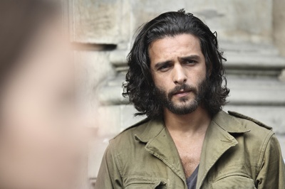 马克西姆·努齐的写真