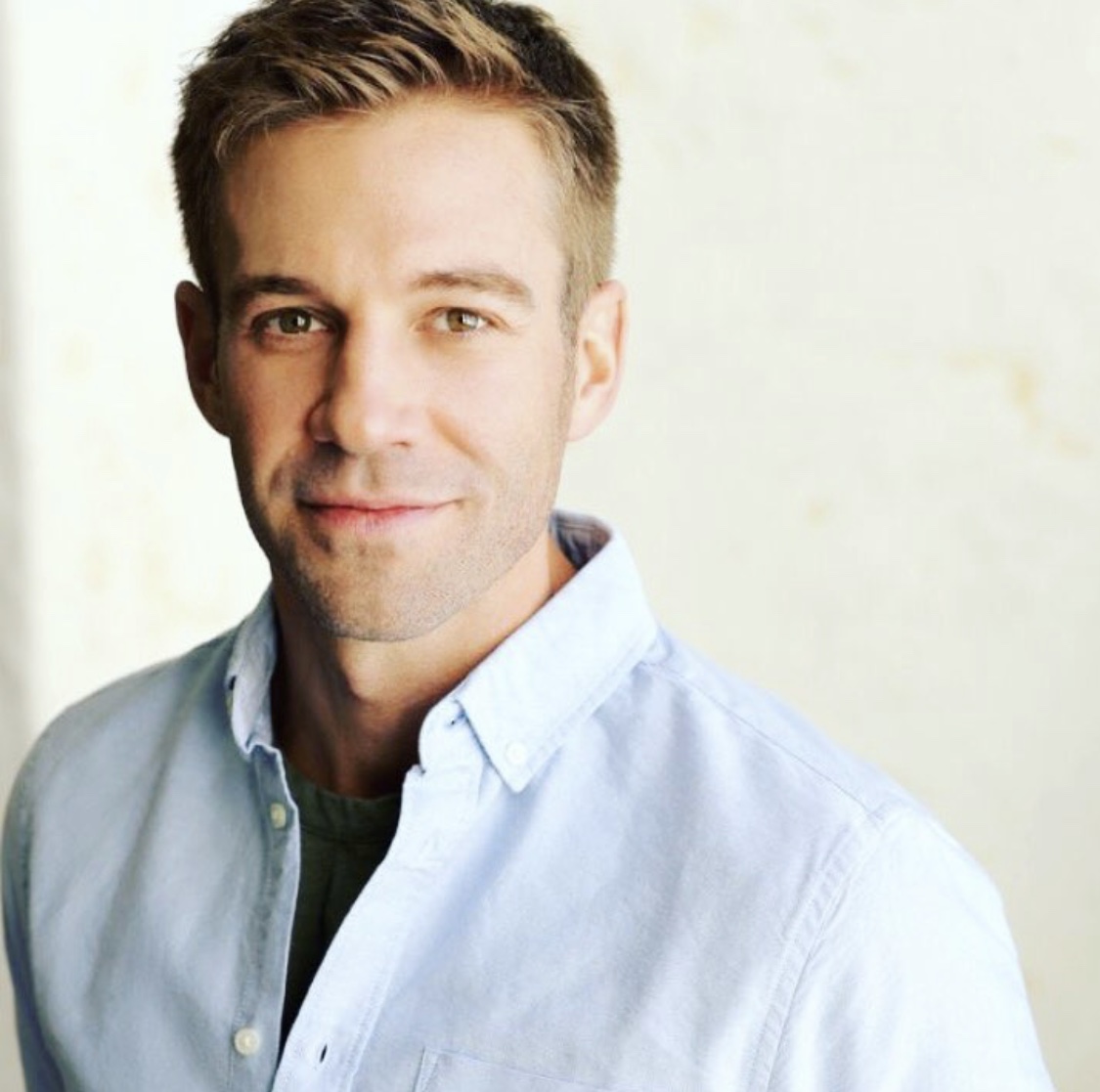 伊桑·夏勒特的写真-瘦的时候颜值完全在线...