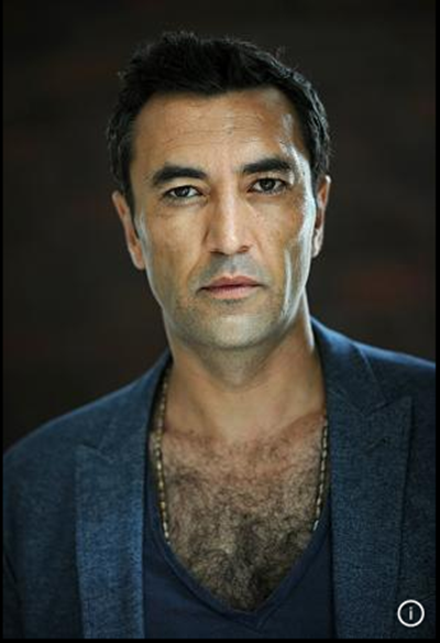 穆罕穆德·库尔图卢斯的写真