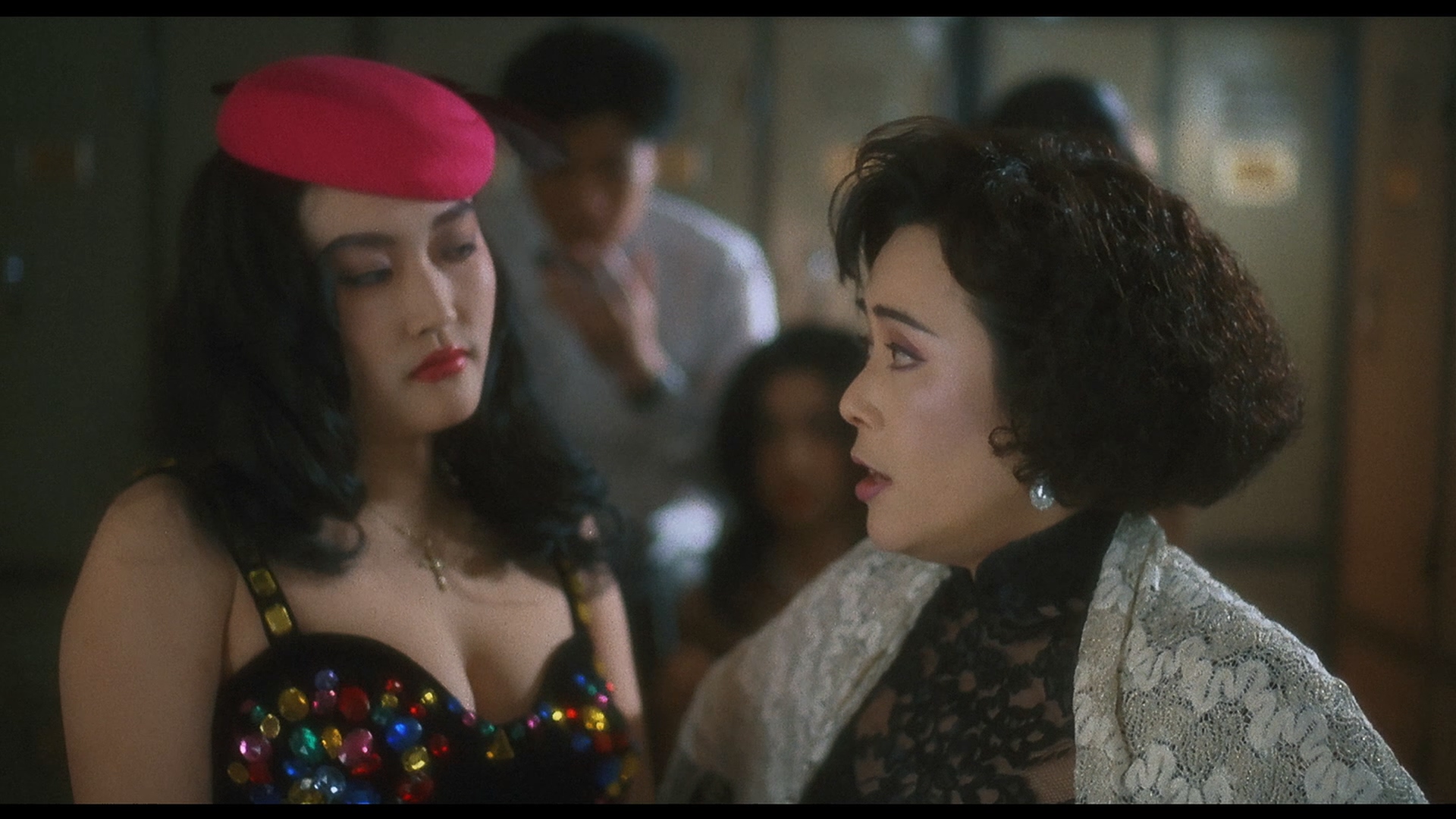 秦虹的写真-《噴火女郎》