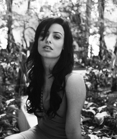 妮可·亚历山德拉·希普利的写真