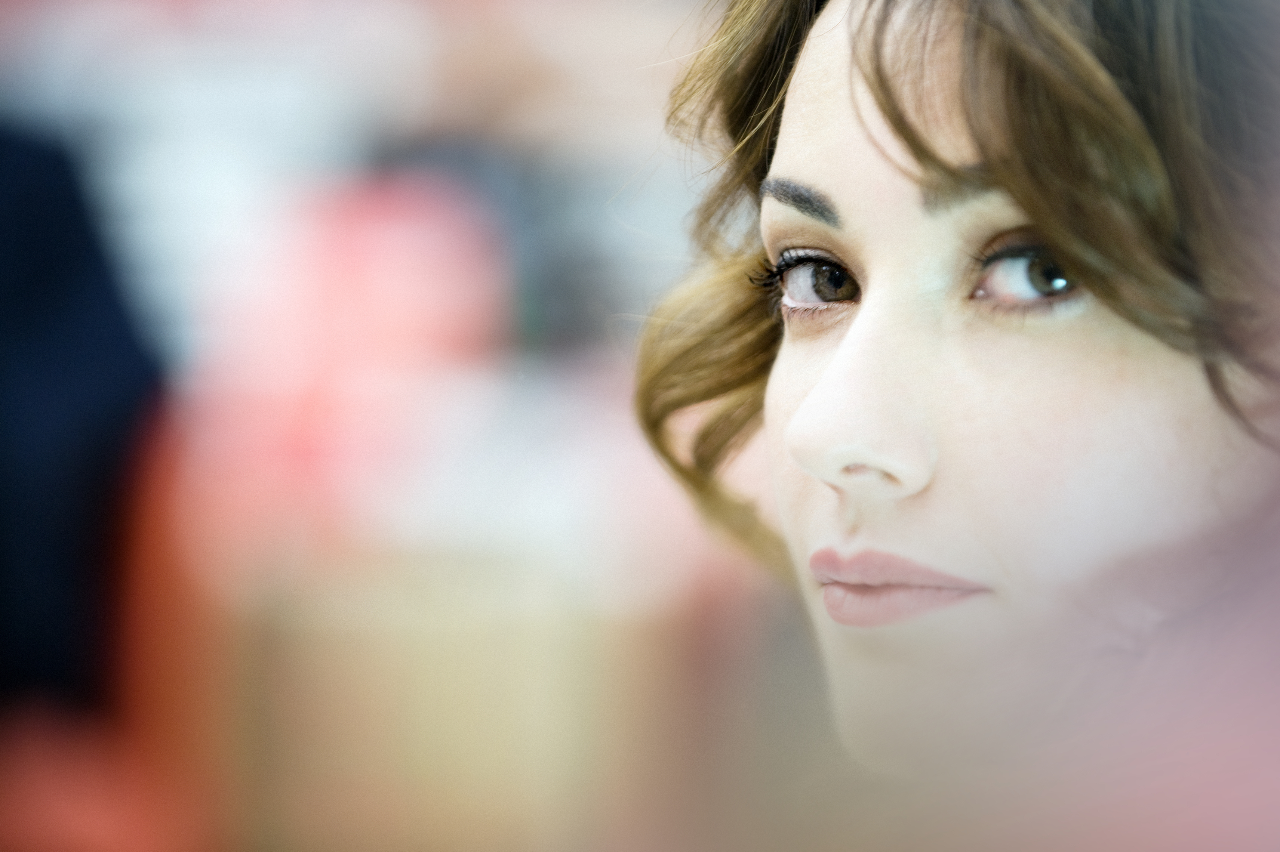 安妮塔·卡皮奥尼的写真