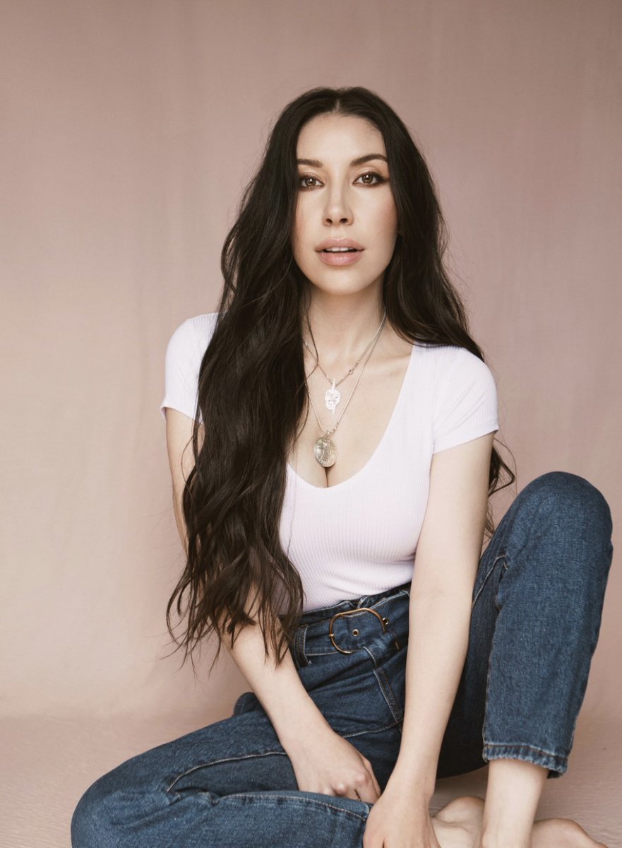 卡森·格雷的写真