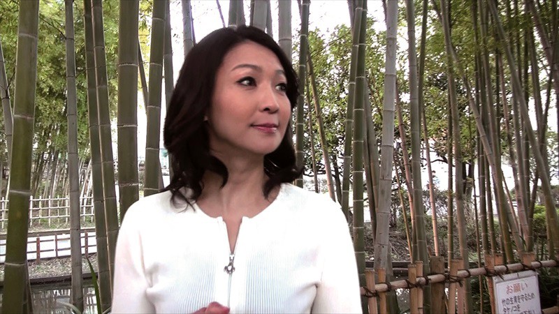 艳堂诗织的写真