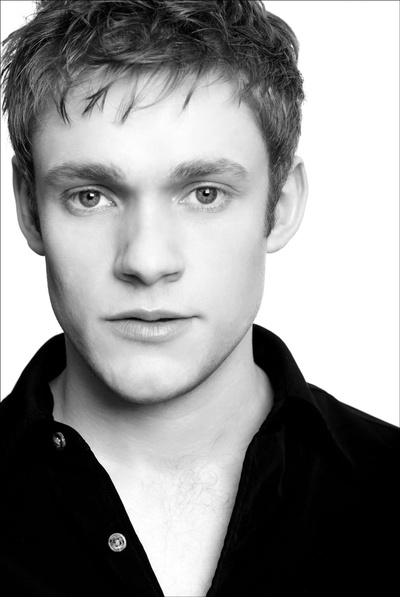 托马斯·豪威斯的写真