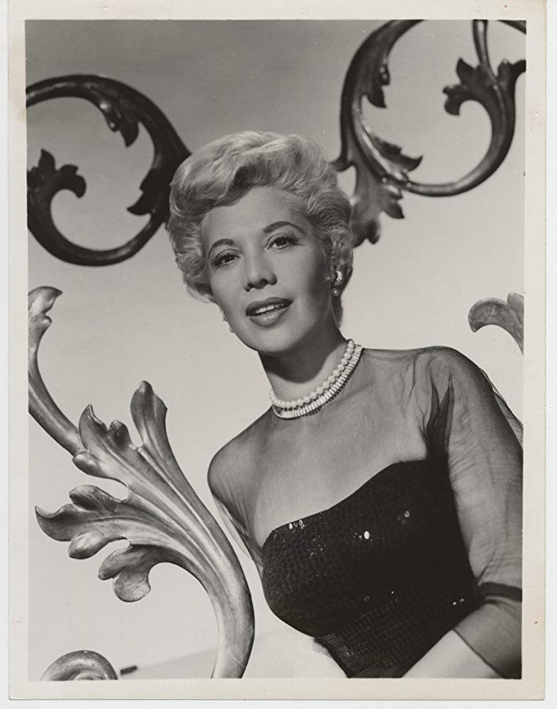 狄娜·肖尔的写真