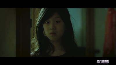 李智媛的写真-牺牲复活者 희생부활...