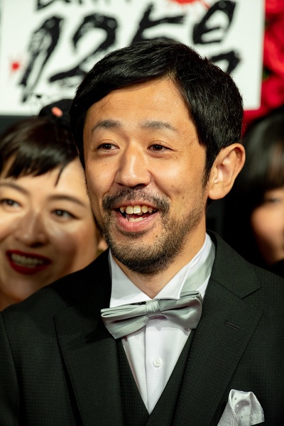 滨津隆之的写真