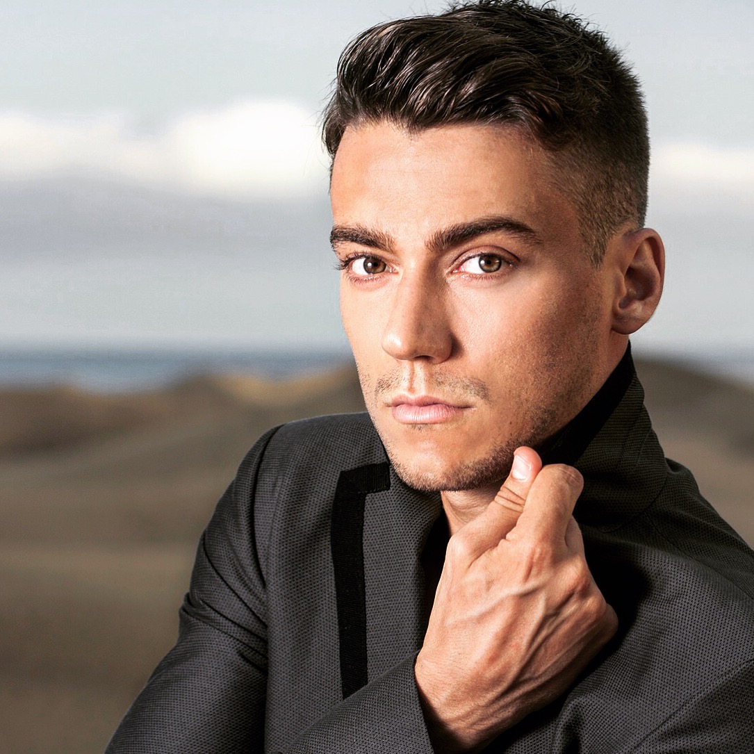 大卫.索托.荷昂多的写真