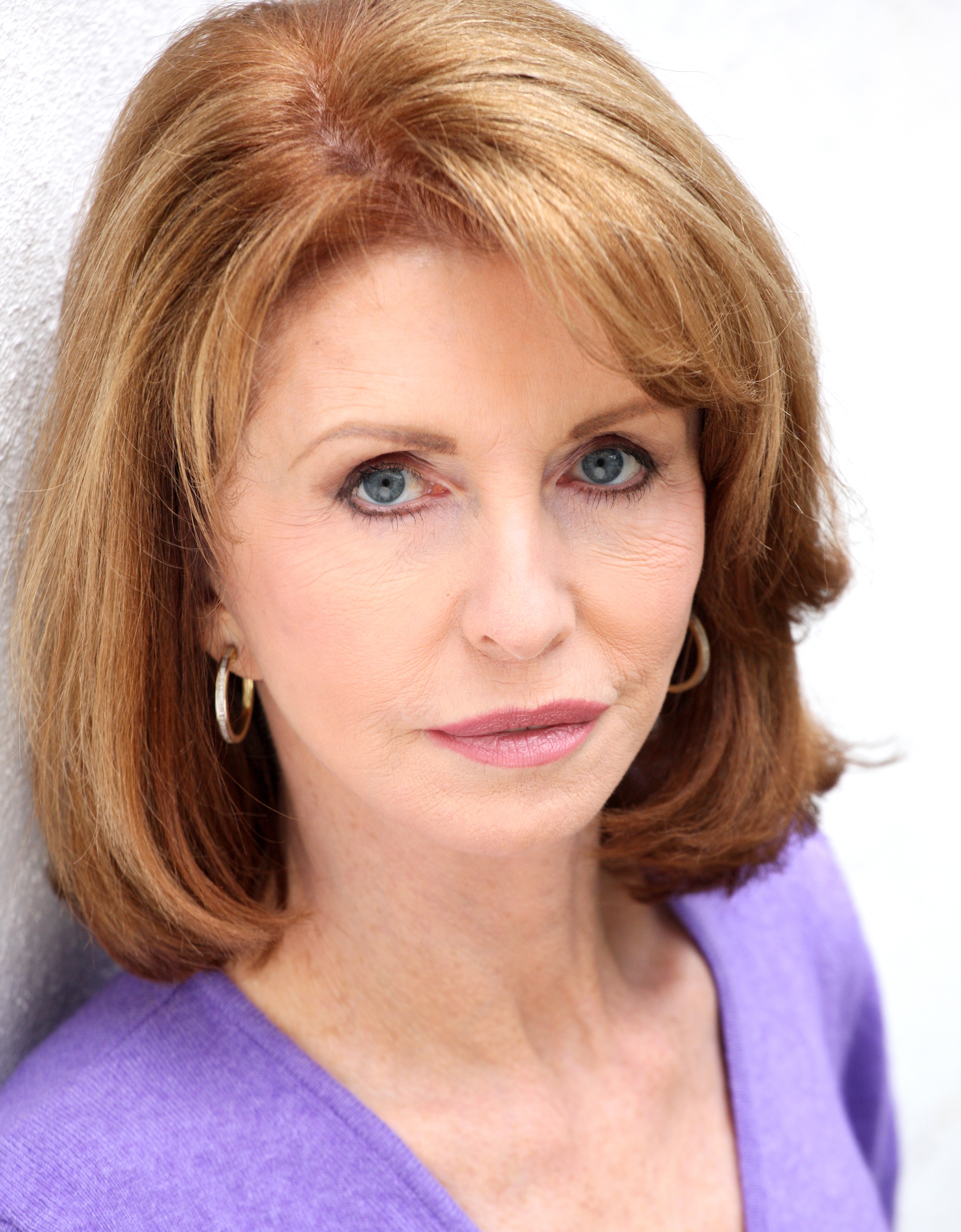 珍·爱舍的写真