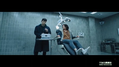 徐韩杰的写真-魔女 마녀 (2018)