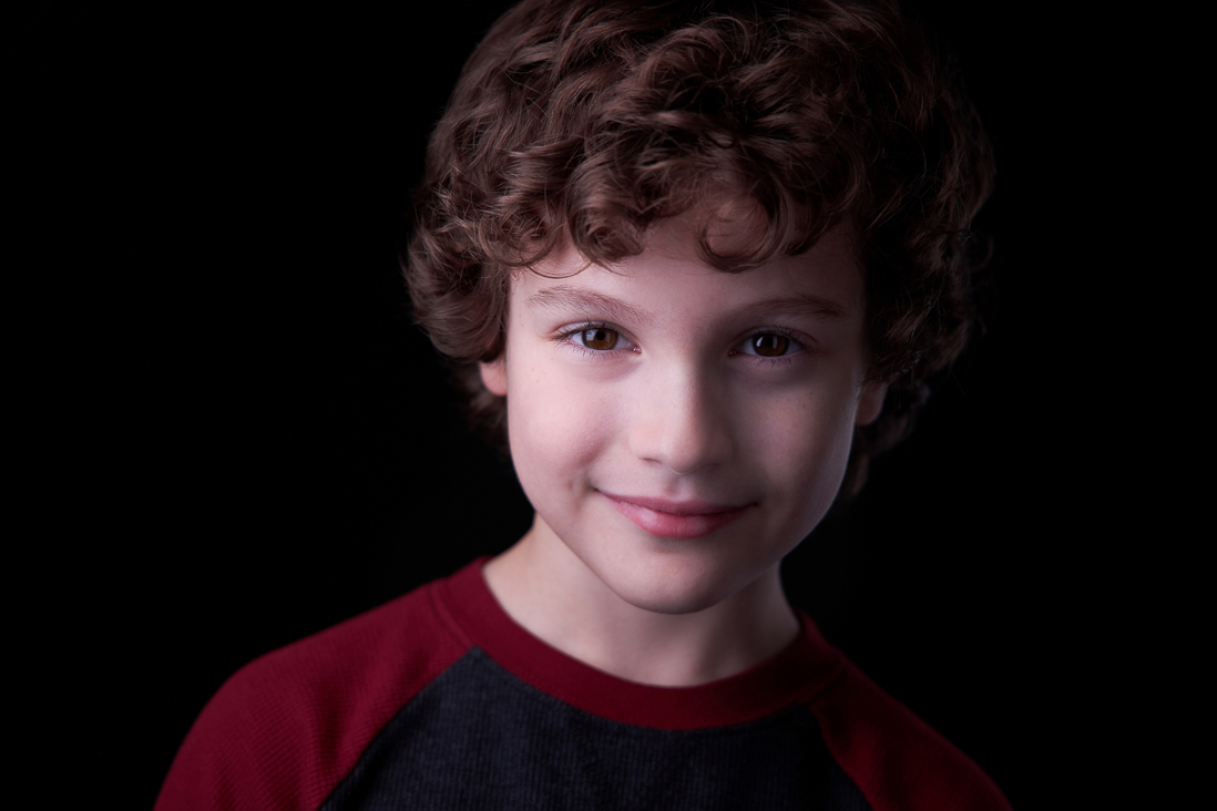 约书亚·萨坦的写真