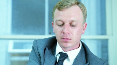 史蒂文·罗伯特森的写真