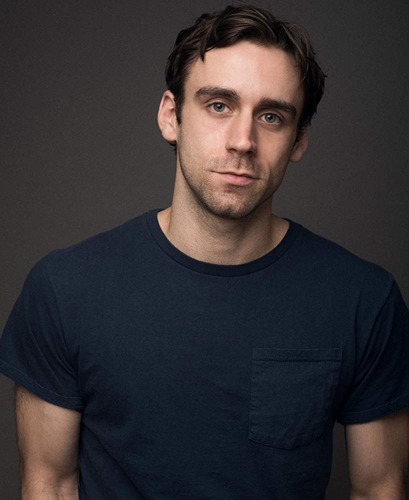 史蒂文·罗伯特森的写真