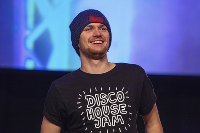 菲恩·琼斯的写真-RingCon2015/11/05