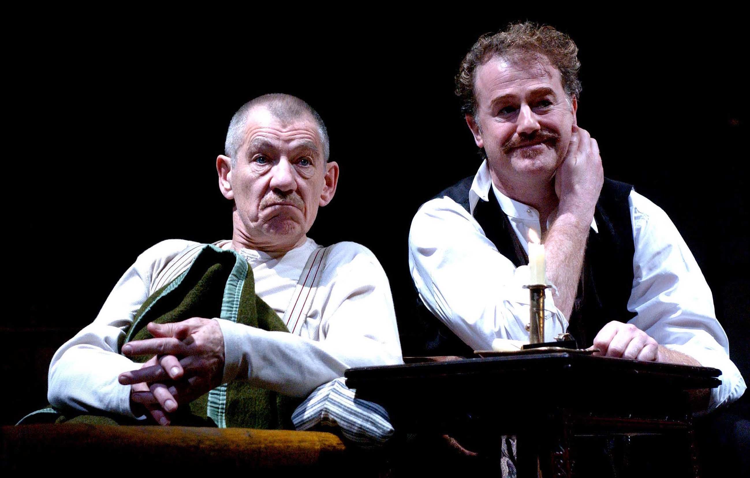 欧文·蒂尔的写真