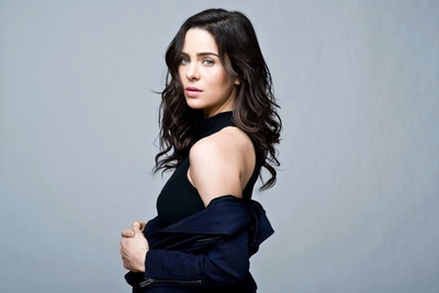 霍丽·迪威奥克斯的写真