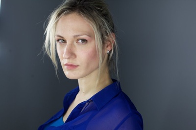 妮佳·海特洛娃的写真