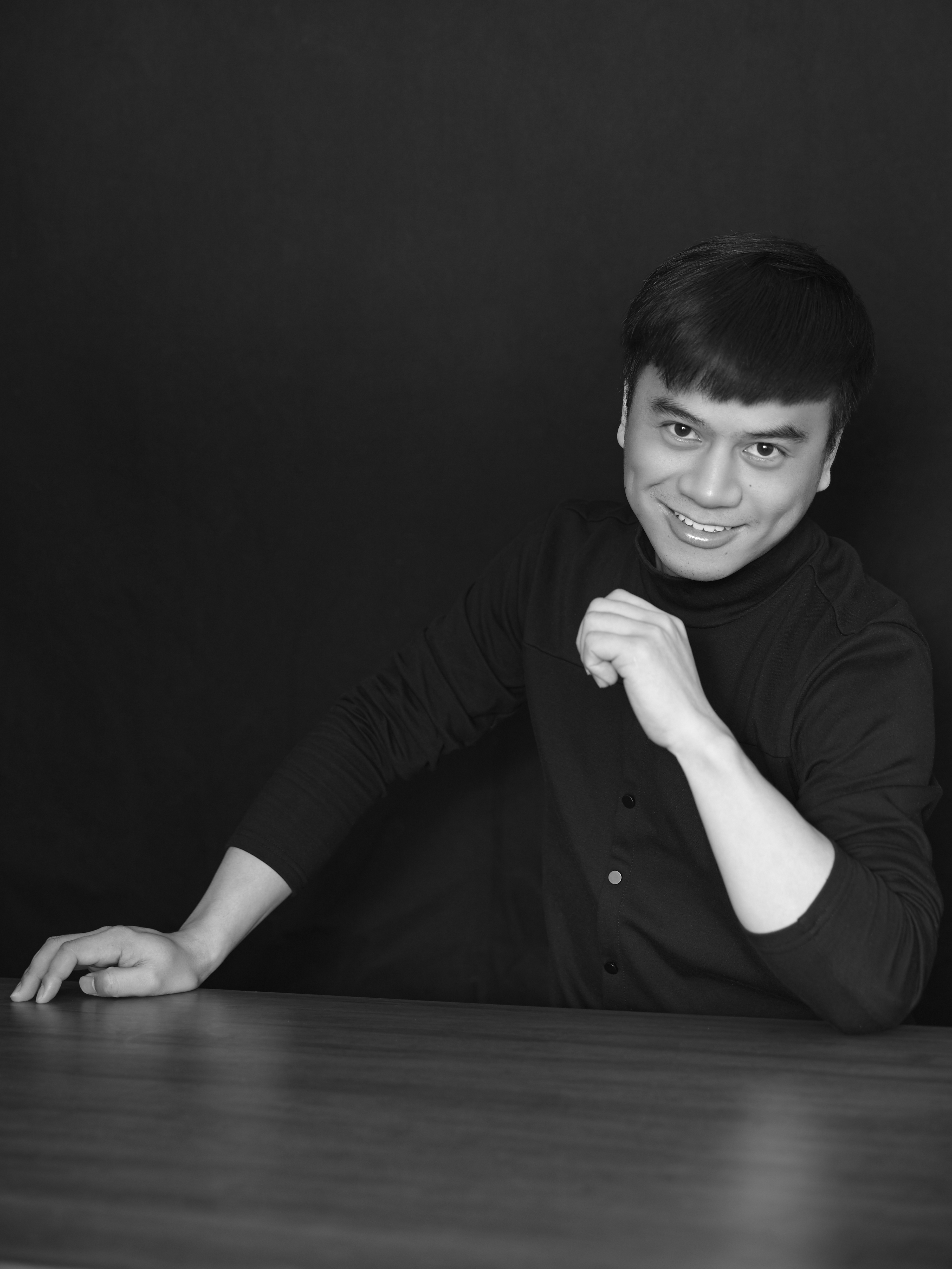 饶俊的写真-饶俊