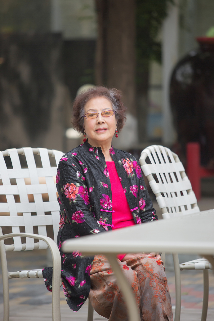 夏明辉的写真-http://blog.sina.com.c...