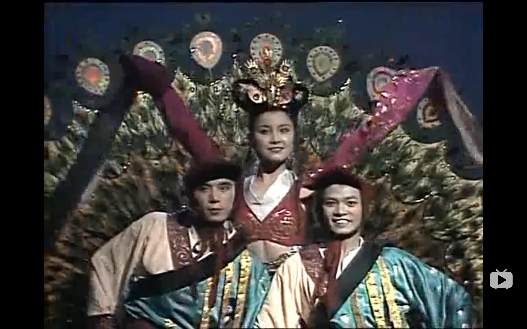 夏丽蓉的写真-86年春晚《鼓舞》