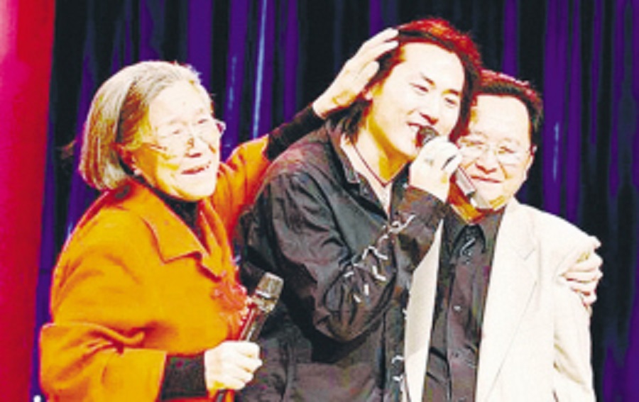 李玥的写真-2003年中央电视台《...