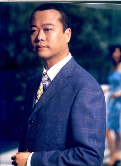 欧阳震华的写真