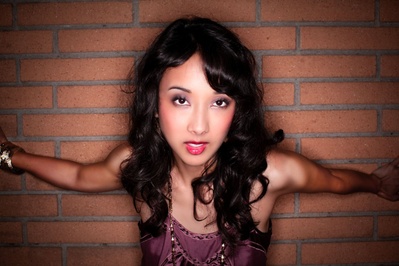 毛丽莎·谭查罗恩的写真