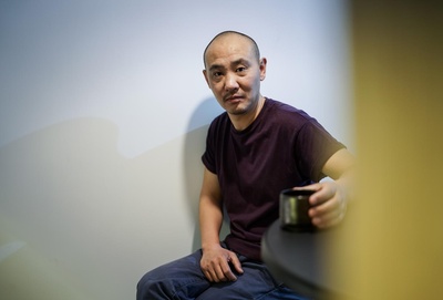 张跃东的写真-导演：张跃东 摄影：...